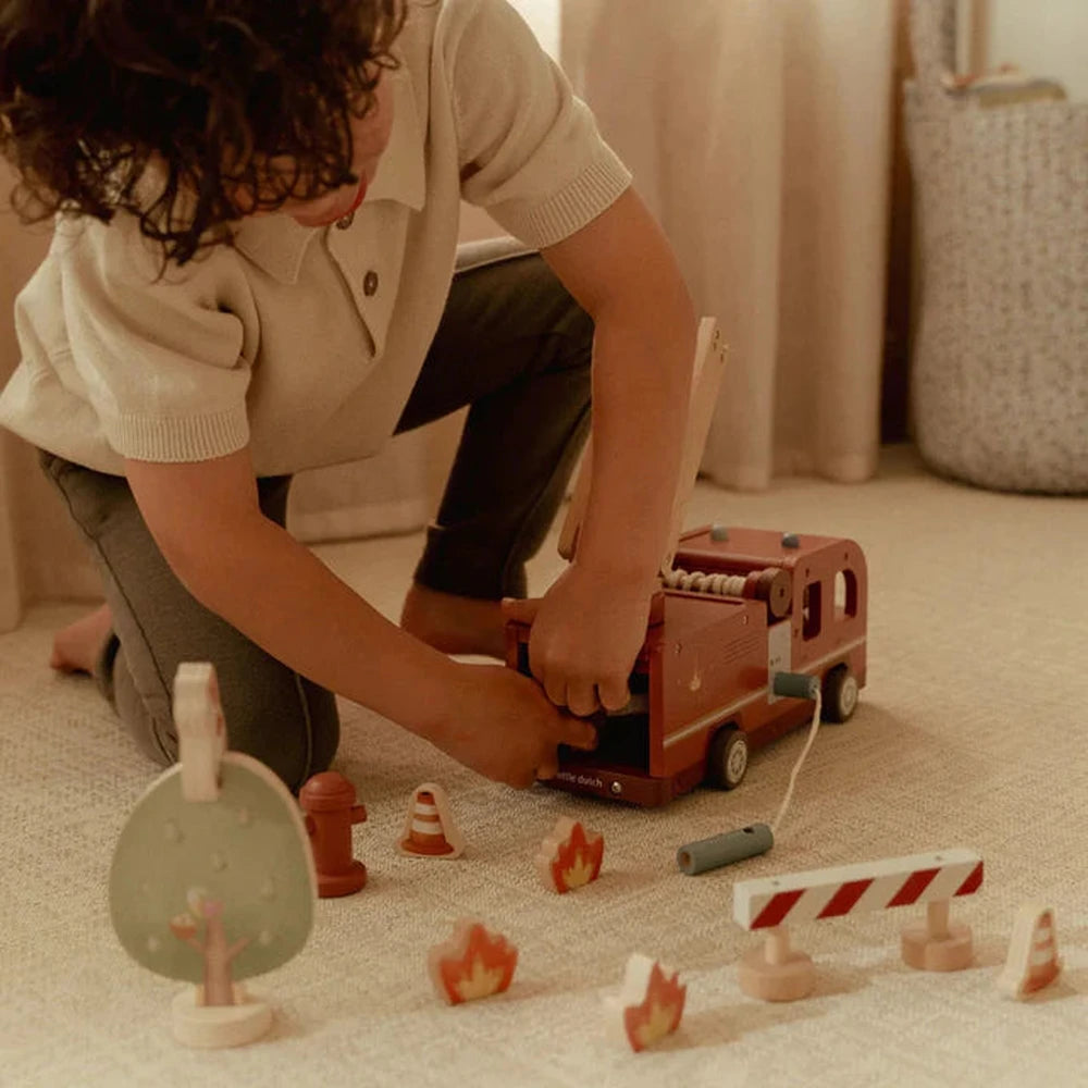 Little Dutch Houten Brandweerwagen Set - Essentials