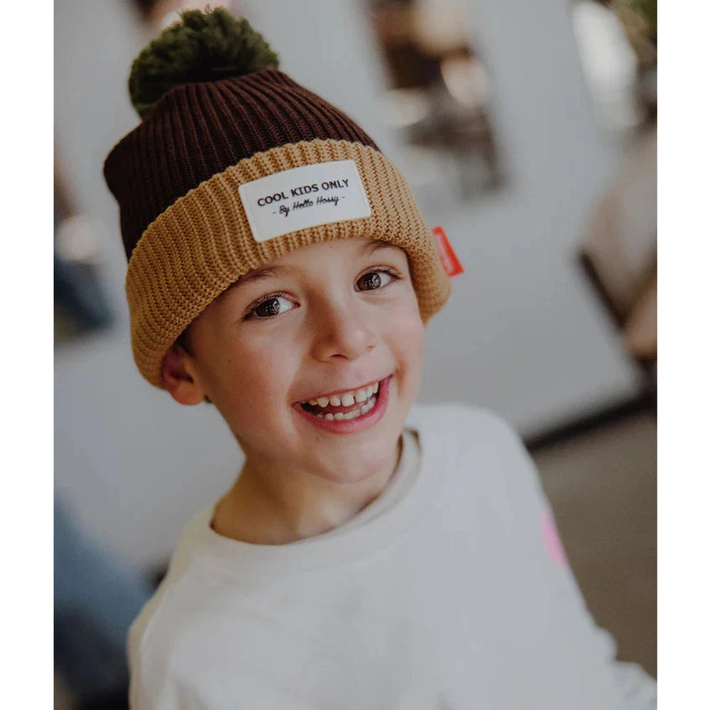 Hello Hossy Muts Pistachio met Fleece