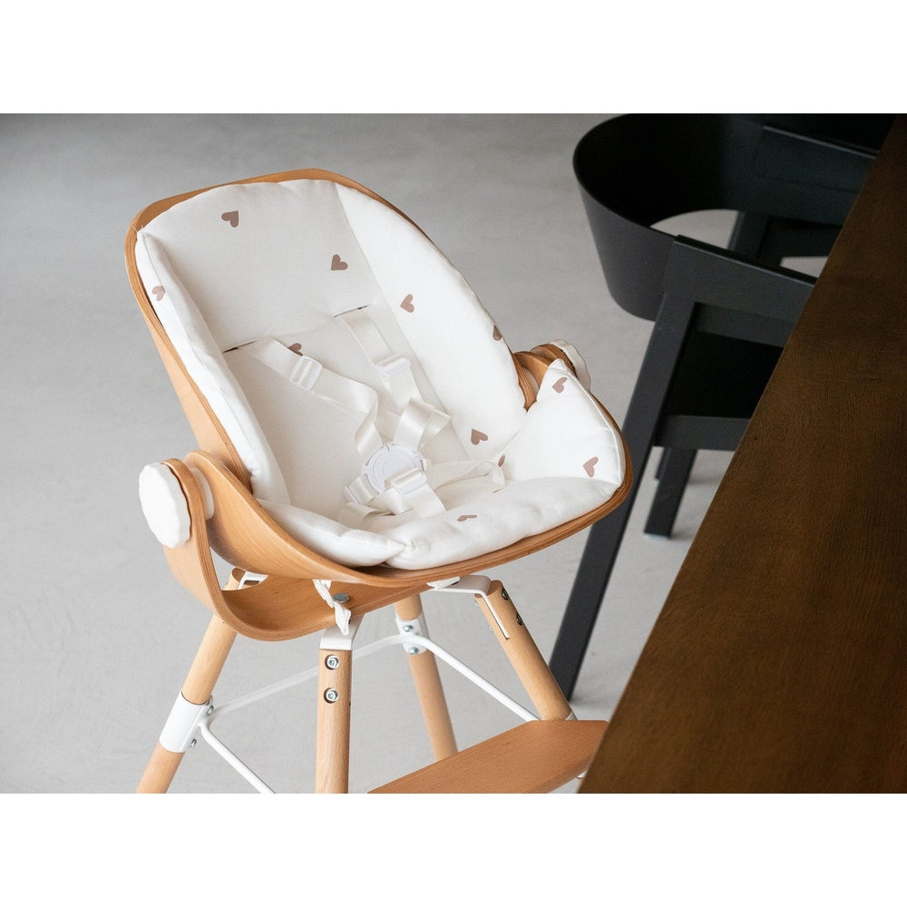Childhome Evolu Newborn Comfortkussen -  Hartjes!