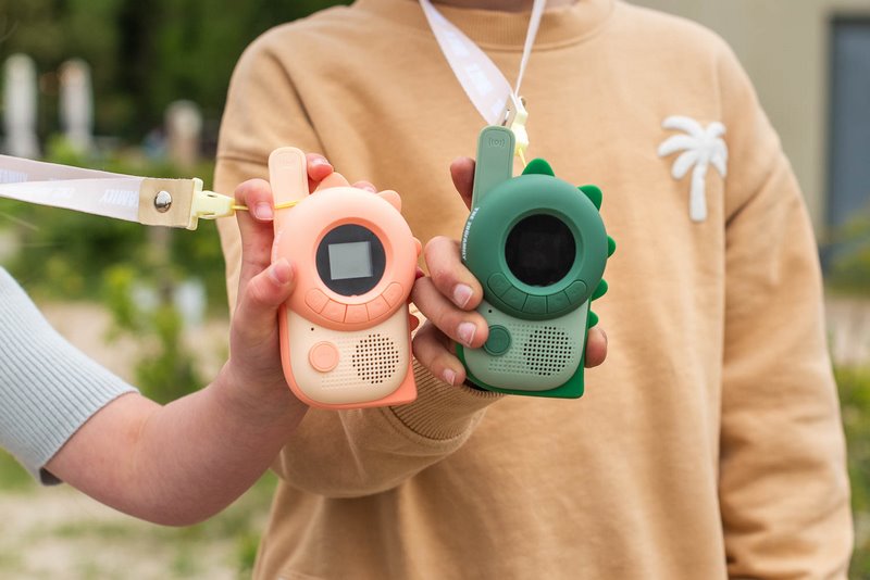 The Zoofamily Zoo Walkie Talkie - Roze Dino x Groene Dino