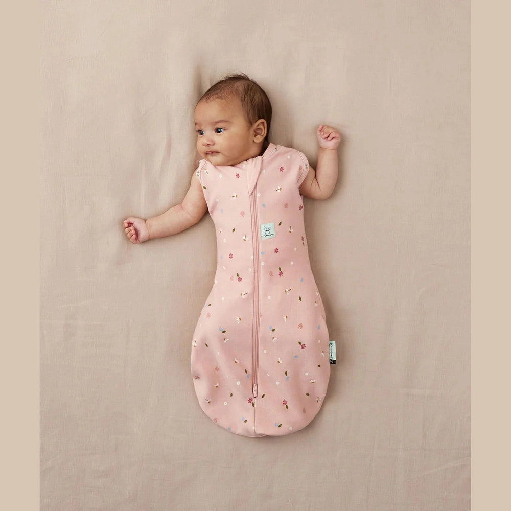 Ergopouch Cocoon Combi Slaapzak Baby + Inbakerslaapzak 0,2 Tog 3-6M - Daisies