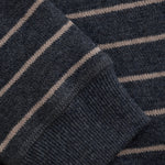 En Fant Sweater Met Strepen